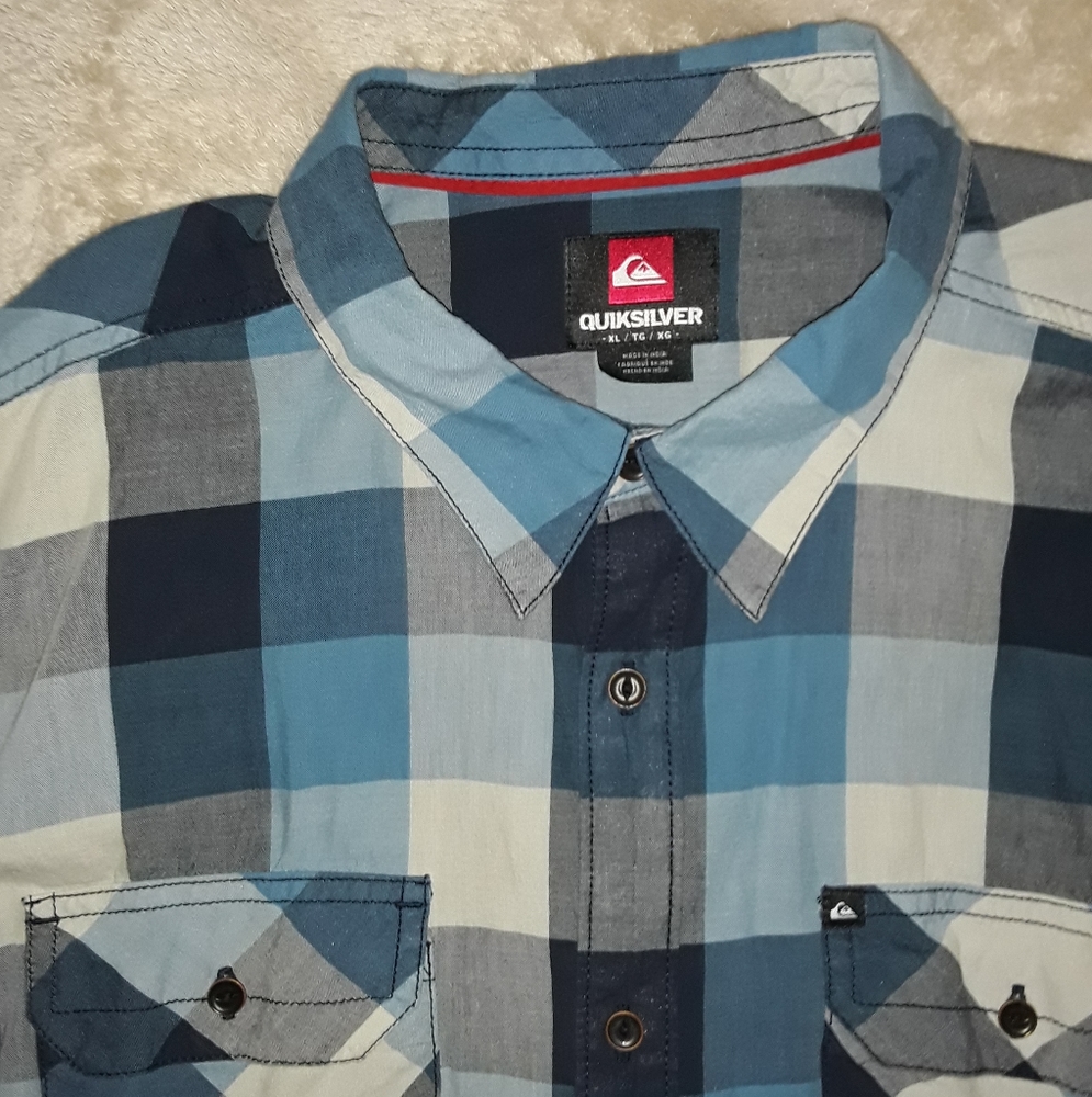 Quiksilver button down - Picture 2 of 3
